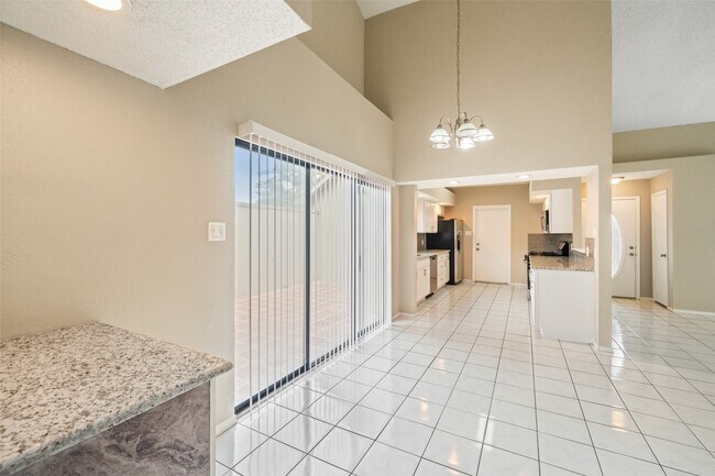 Building Photo - 2610 Lazy Spring Ct