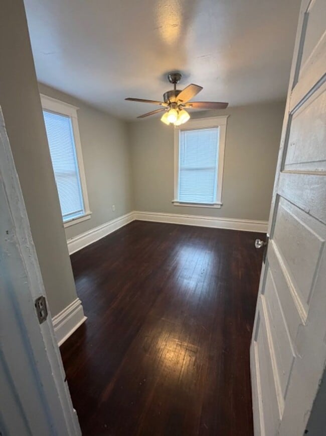 Building Photo - FON1178