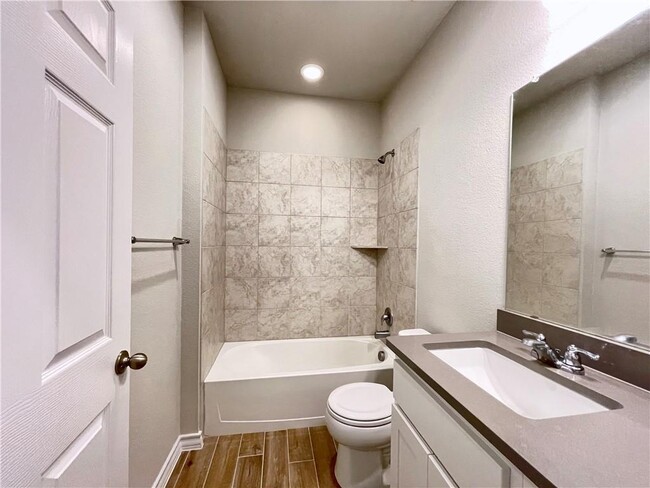 Building Photo - 7628 Leitrim Wy