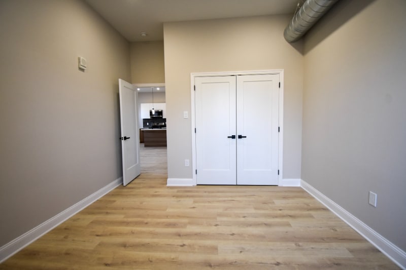 Building Photo - 1030 N 48th St