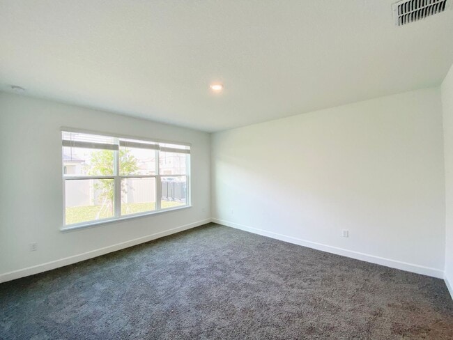 Building Photo - Winter Park  home in a Gated Community