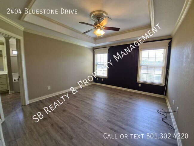 Building Photo - 2404 Bluestone Dr