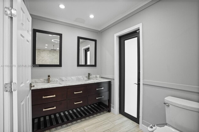 Building Photo - 19911 SW 82nd Pl