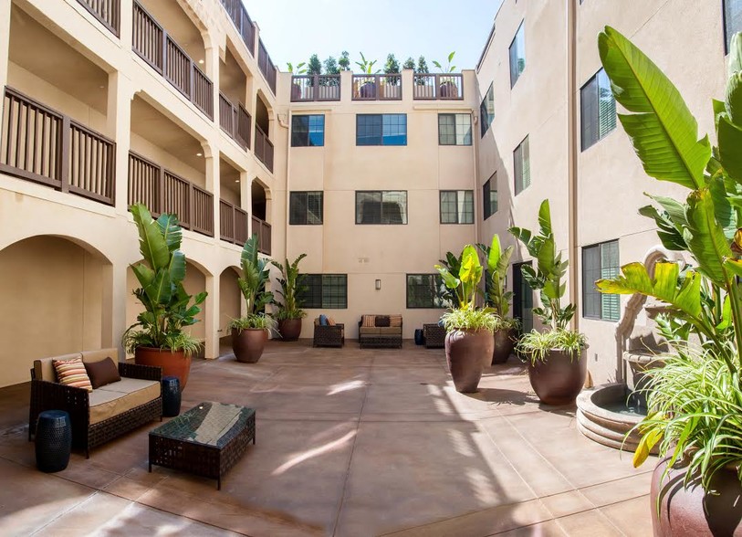 Courtyard - La Buena Ventura Apartments