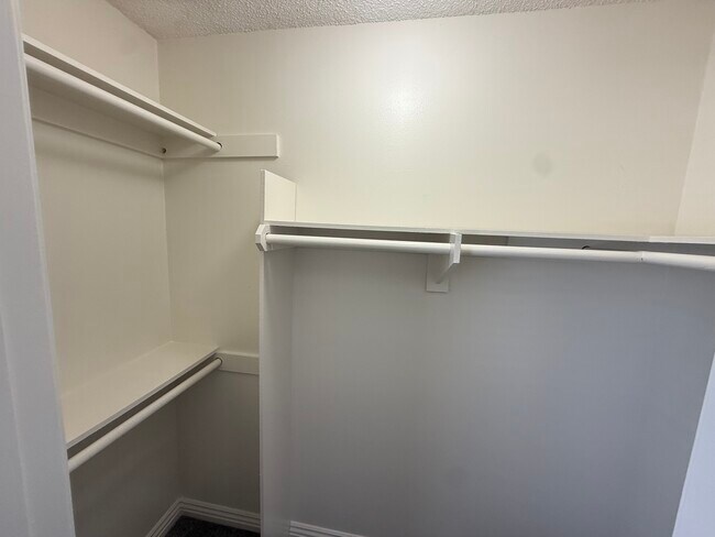 Building Photo - 28015 Sarabande Ln