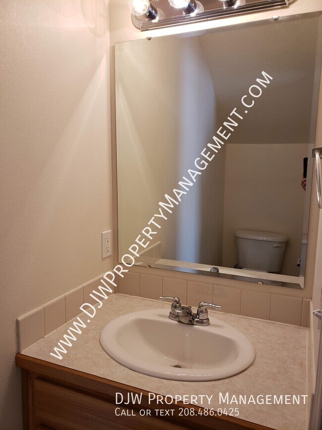 Building Photo - 9706 W Shelterwood Dr