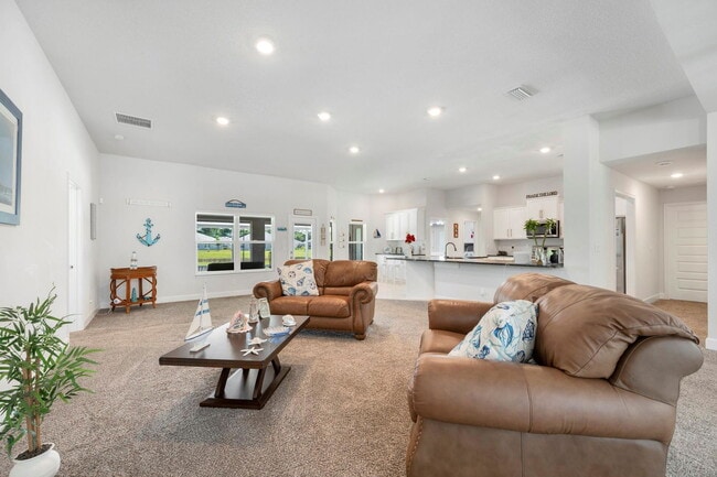 Building Photo - 8517 Waterstone Blvd