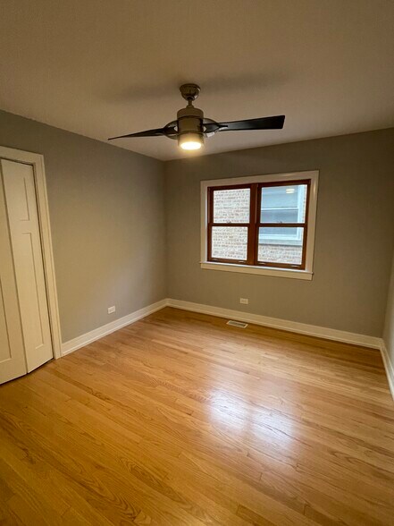 Building Photo - 5300 N Mulligan Ave