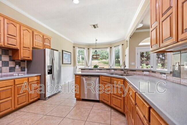 Building Photo - 1702 Shepherds Ranch