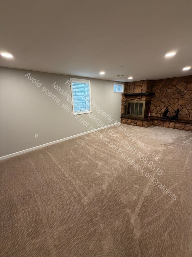 Building Photo - 6656 W 61st Ave