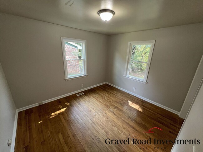 Building Photo - Single Family Home for Rent