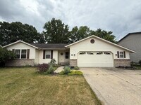 Building Photo - Charming 3-Bedroom Home with Finished Base...
