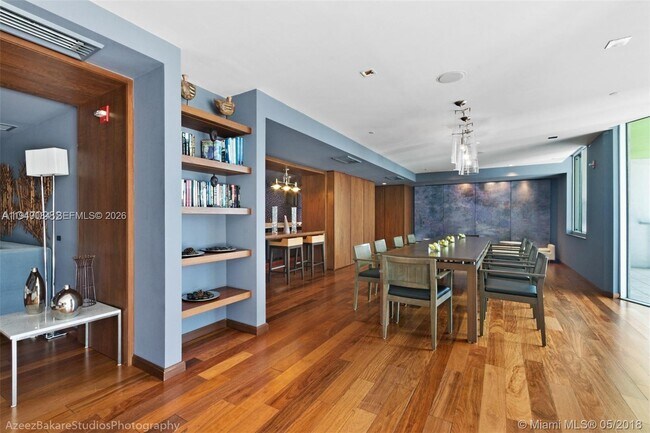 Building Photo - 325 S Biscayne Blvd