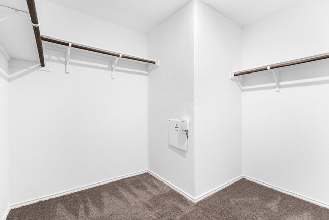 Building Photo - 10007 Kersey Ml