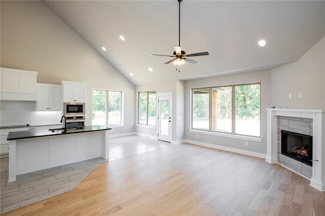 Building Photo - 1 Nairn Ln