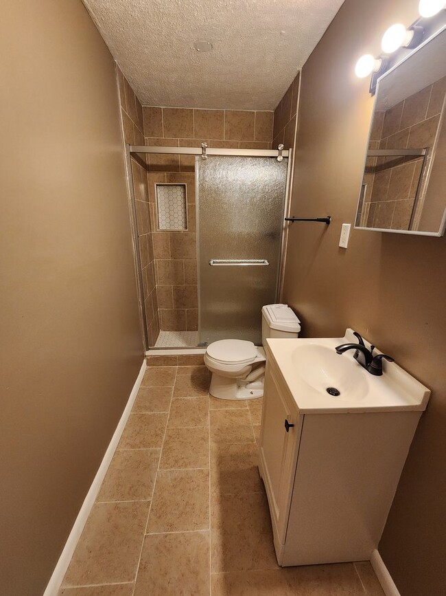 Building Photo - BEAUTIFUL 3 BEDROOMS 2 BATHS IN PHENIX CITY