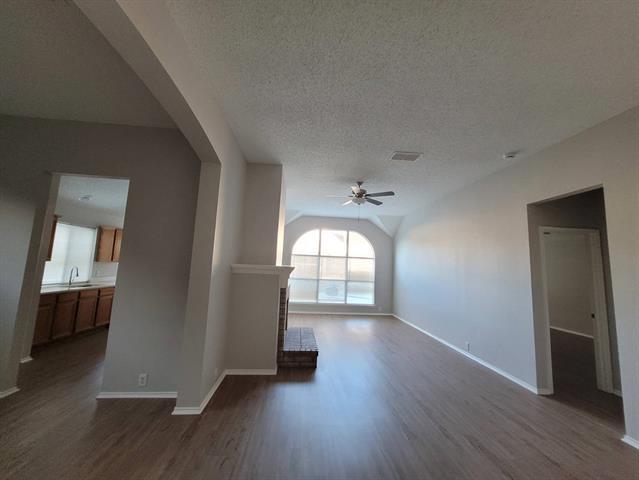 Building Photo - 4609 Parkview Ln
