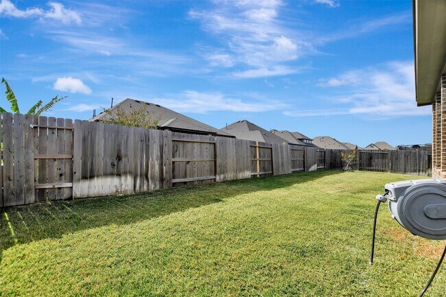 Building Photo - 21131 Melshell Dr