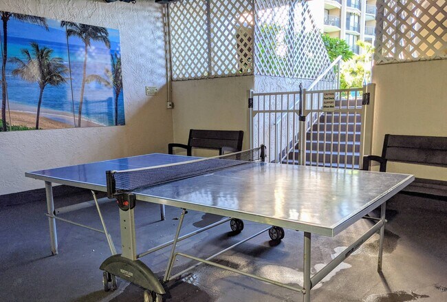 Building Photo - 4365 Lower Honoapiilani Rd