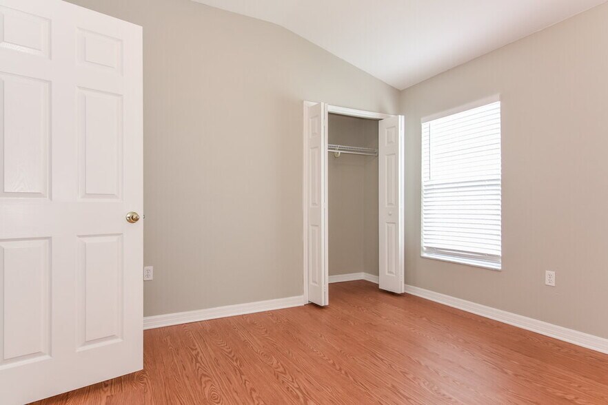 Building Photo - 35153 Meadow Reach Dr