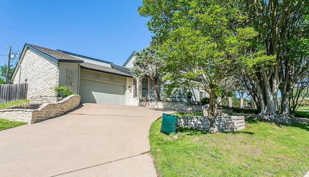 Building Photo - 509 Guthrie Dr