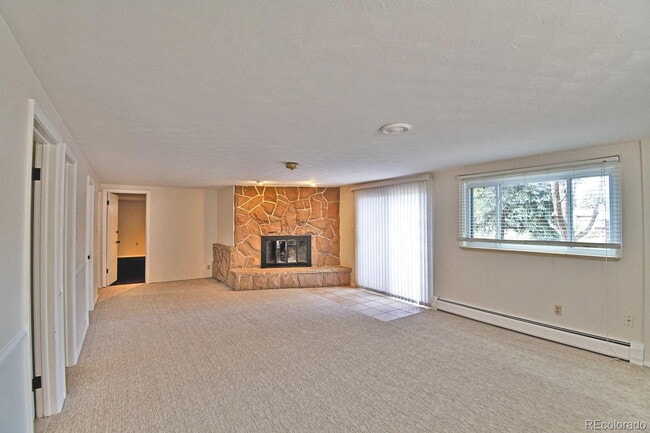 Building Photo - 4-Bedroom home in Ridgewood