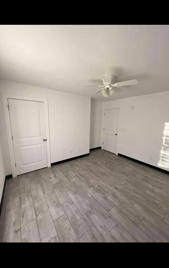 Building Photo - 1106 Chica Ln