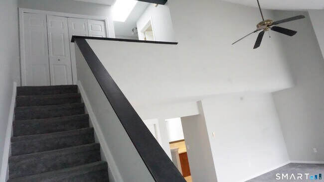 Building Photo - 234 Willow Springs