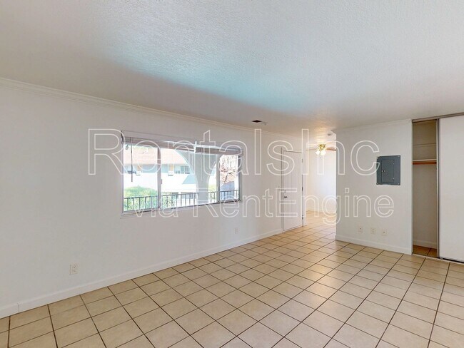 Building Photo - 18213 Happy Ln