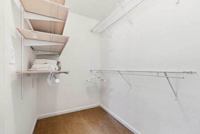 Building Photo - 396 Grenier Terrace NE