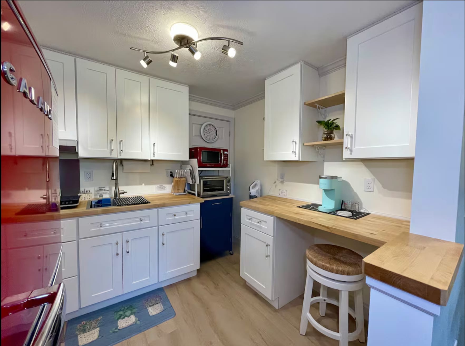 Building Photo - 35 Main St