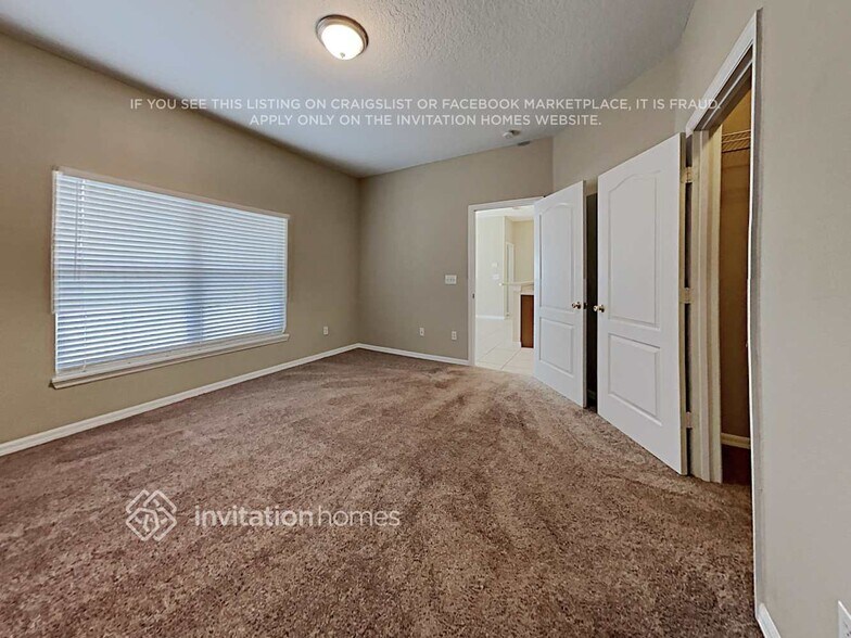 Building Photo - 10530 Derringer Dr
