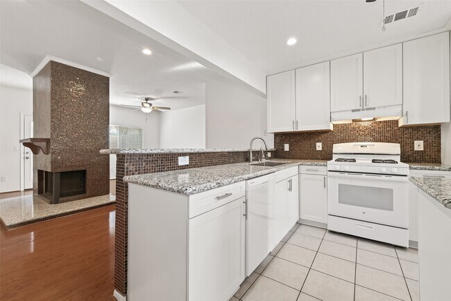 Building Photo - 1506 Apple Park Dr