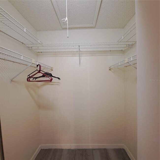 Building Photo - 4739 Myrtle Oak Dr