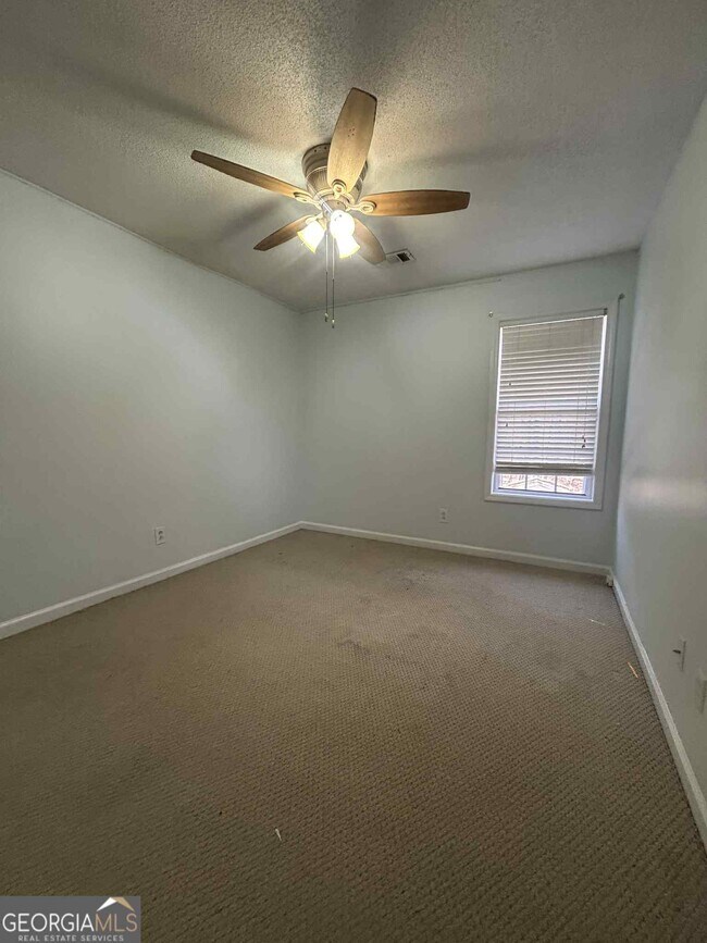 Building Photo - 128 Ashton Dr