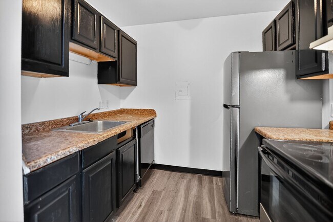 Building Photo - 3722 W Karstens Dr