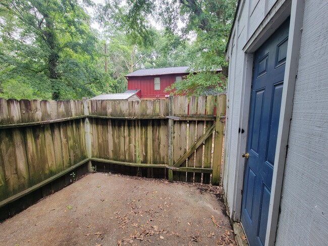 Building Photo - 151 Chalet North CT