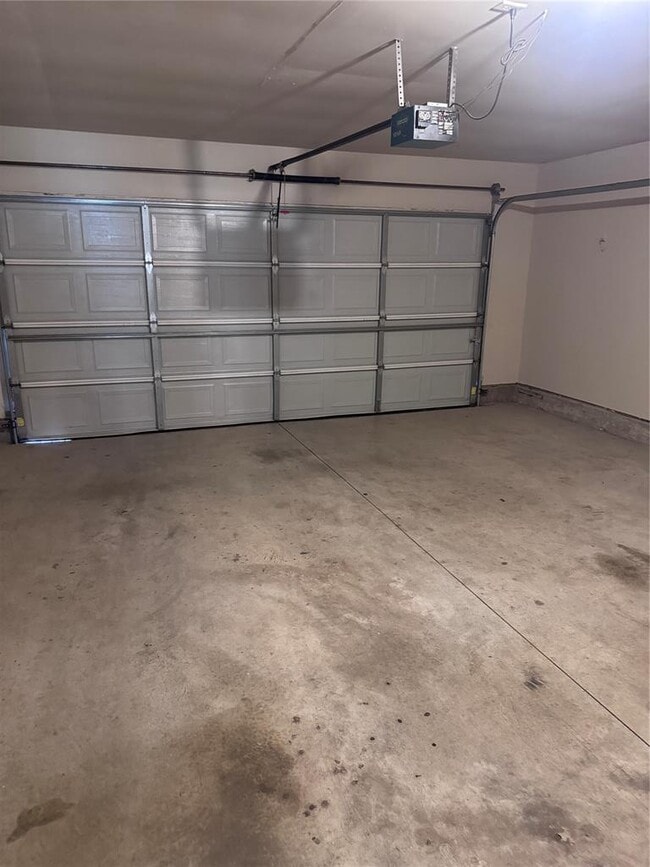 Building Photo - 1712 NW 148th St