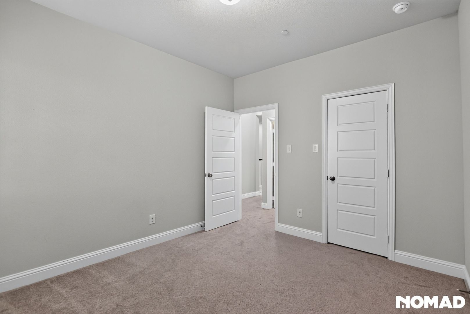 Building Photo - 12990 Jk Ojha St