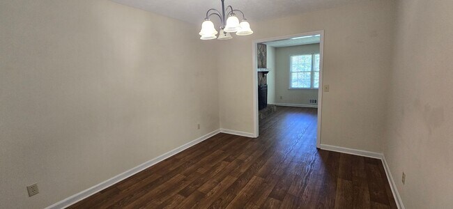 Building Photo - 132 Johnson Dr