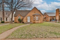 Building Photo - 2015 16th St