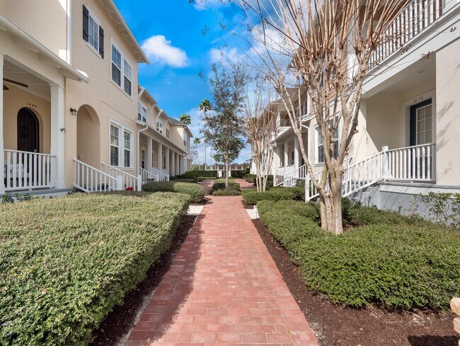 Building Photo - 1442 Resolute St