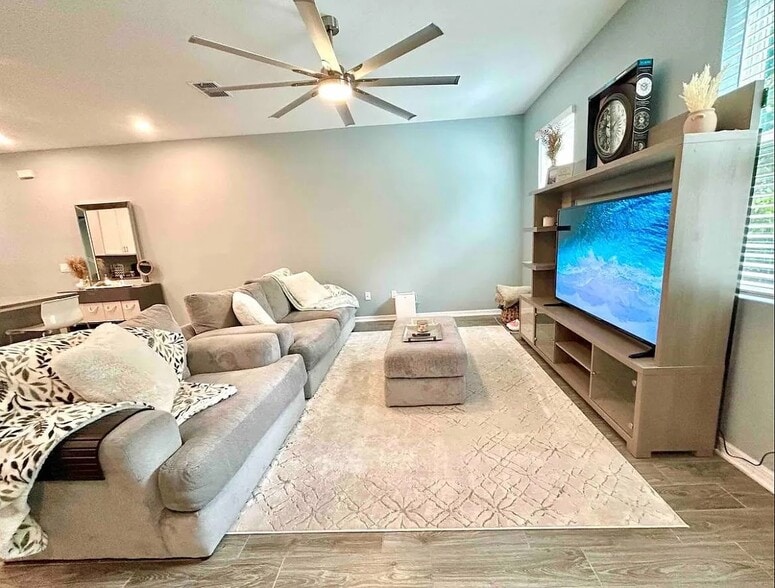 Building Photo - 15031 Abby Birch Pl