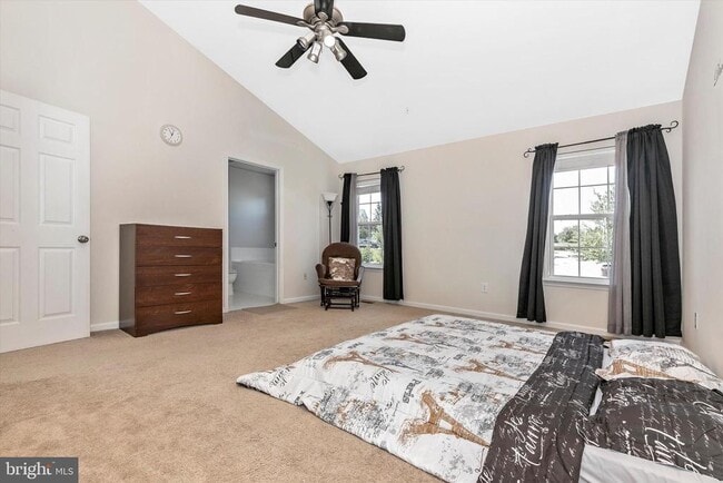 Building Photo - 1742 Trestle St