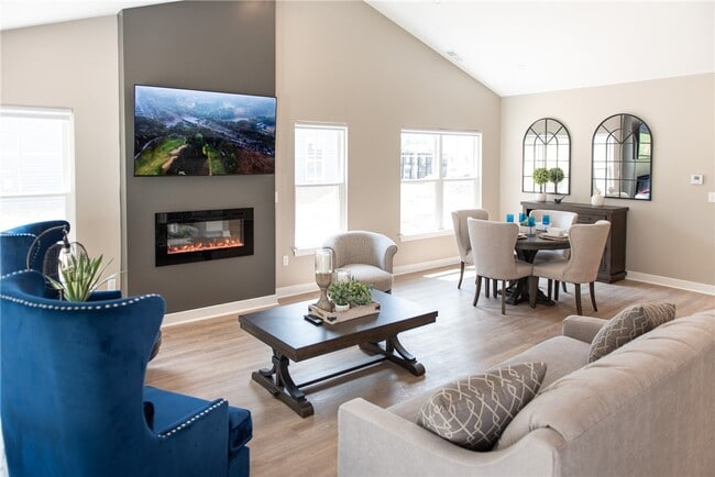 Building Photo - 600 Championship Dr