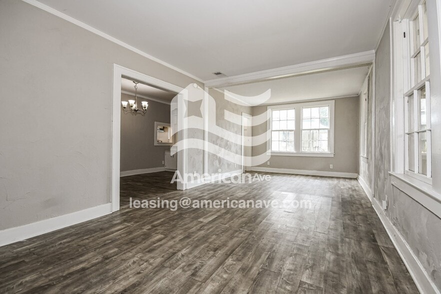Building Photo - 2661 Harvey Ave