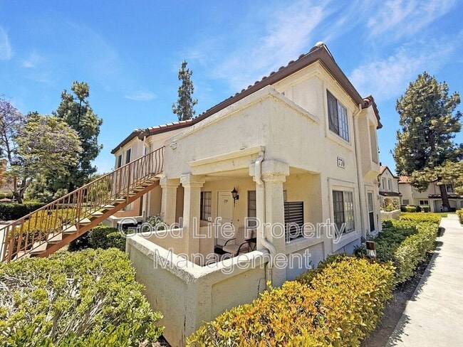 Primary Photo - 770 Eastshore Terrace