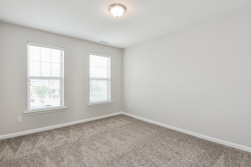Building Photo - 206 Callahan Trail