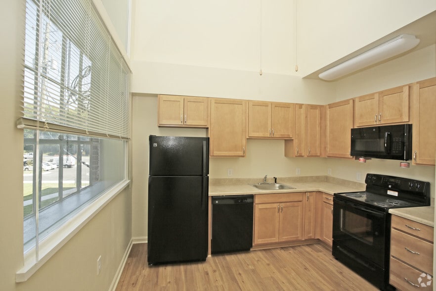 Interior Photo - AL Miller