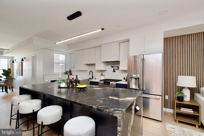 Building Photo - 1623 Marion St NW